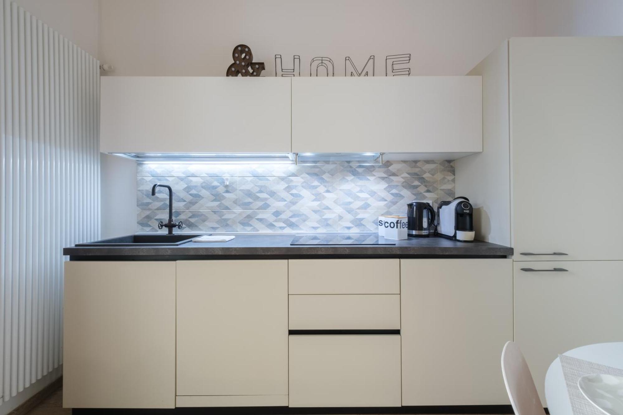 Bologna House Due Torri Apartment Exterior photo